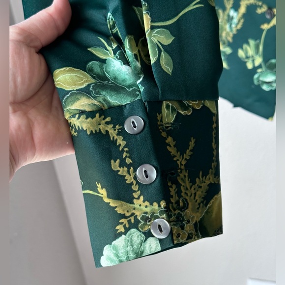Triumph of California Green Floral Button Down Long Sleeve Shirt Mens Size Large - Picture 4 of 7